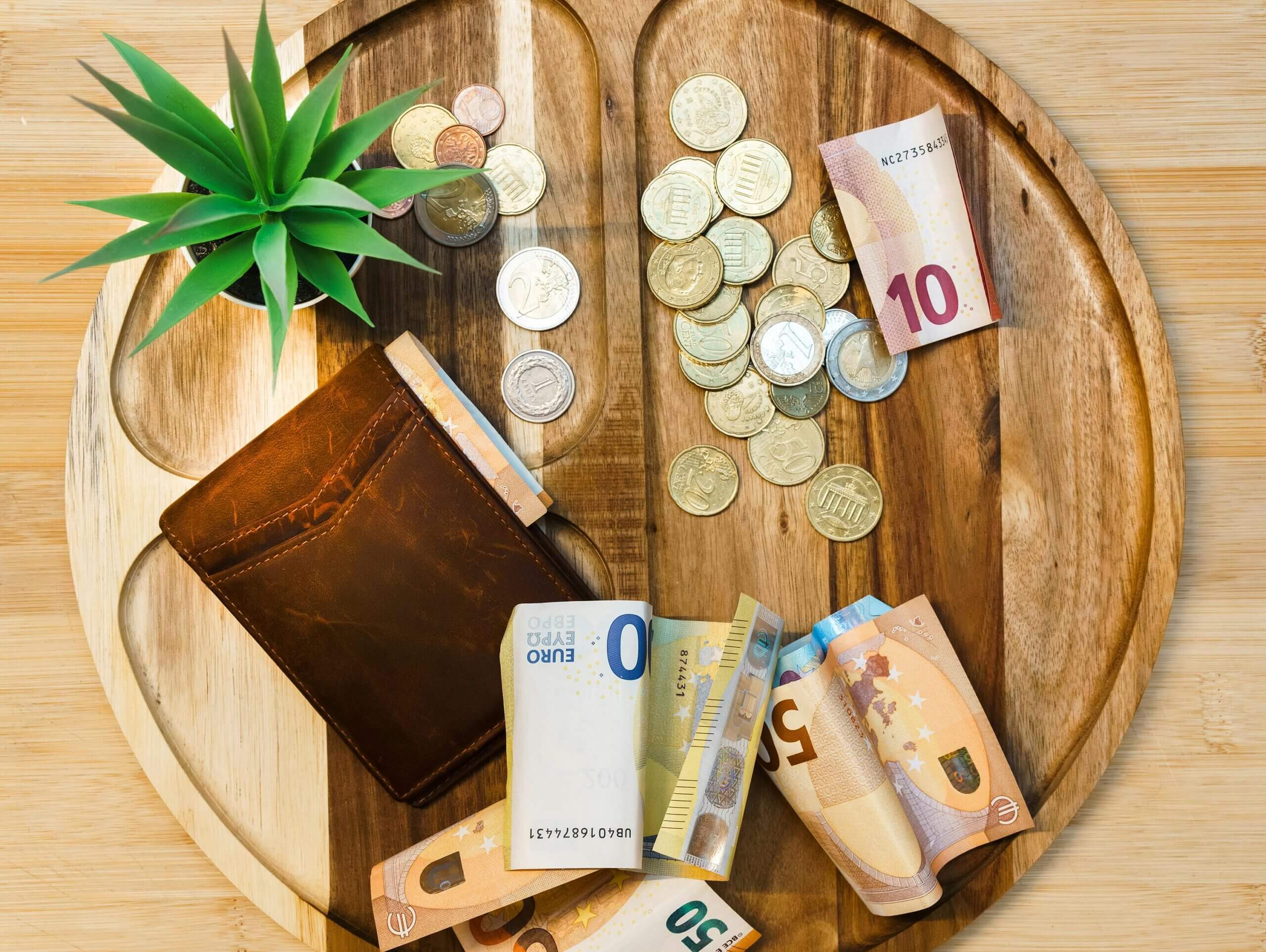 Blogs What is Personal Finance? A Beginner’s Guide to Managing Your Money